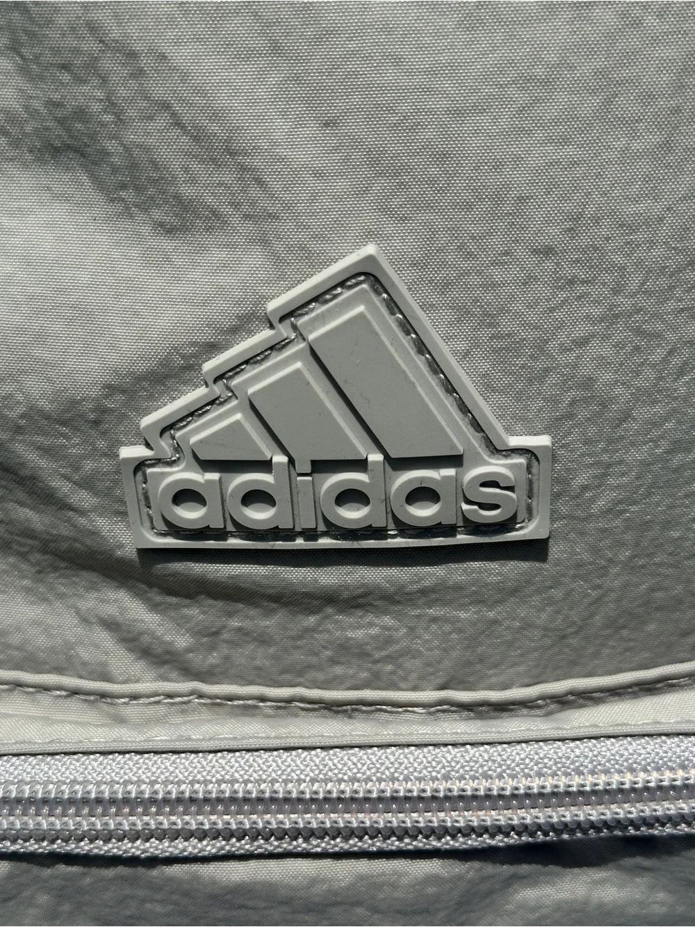 Adidas Beige Weekender Large Sports / Travel / Backpack Bag NEW - Picture 9 of 9